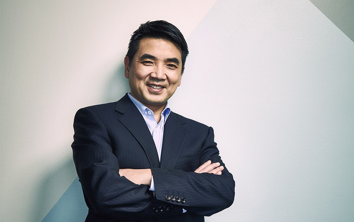 Giữa lúc nhiều người đau đầu vì Covid-19, một tỷ phú công nghệ 'đút túi' 2 tỷ USD nhờ đại dịch Ảnh 2