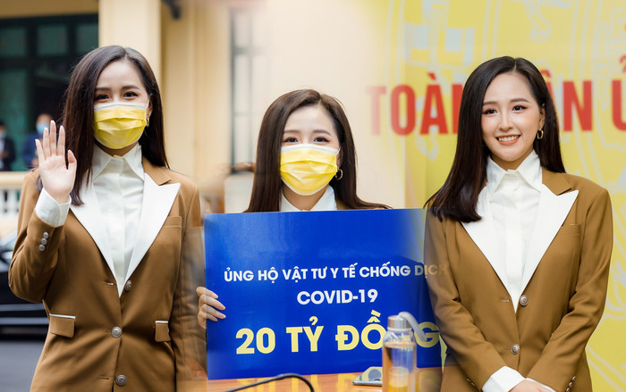 Mai Phương Thúy đẹp thanh lịch, đại diện góp 20 tỷ đồng hỗ trợ phòng chống Covid-19 Ảnh 2