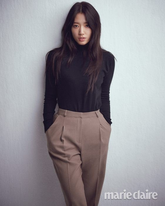Park Shin Hye và Jeon Jong Seo xinh đẹp, quyến rũ trên tạp chí Marie Claire