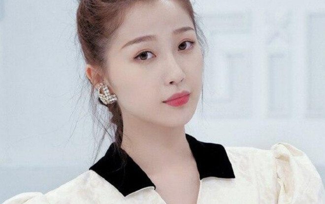 Cùng điểm qua những lần 'Bé dẹo' Ngu Thư Hân khiến người hâm mộ 'hú hồn' vì phát ngôn gây sốc Ảnh 2