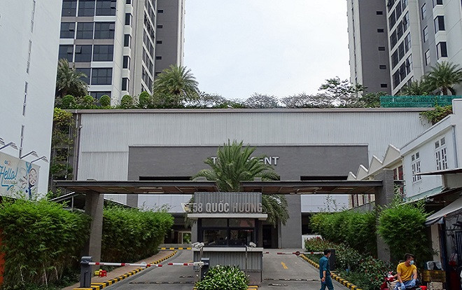 Phong tỏa 2 chung cư cao cấp ở TP.HCM vì có người nhiễm COVID-19 Ảnh 2