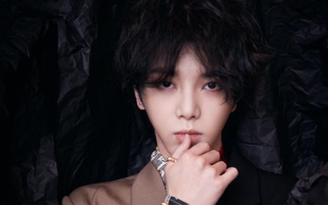 Thực hiện thử thách đặt xu lên vai, tuy nhiên điều mà khán giả chú ý nhất ở Hoa Thần Vũ chính là thứ này… Ảnh 2