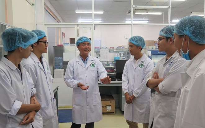 Thầy giáo gây xúc động mạnh với lời nhắn nhủ đến sinh viên: 'Hãy biến đại dịch Covid-19 thành cơ hội' Ảnh 2