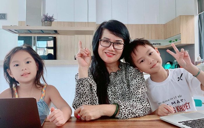 Nhan sắc trẻ đẹp của mẹ vợ Lý Hải khiến nhiều người ngỡ ngàng Ảnh 2