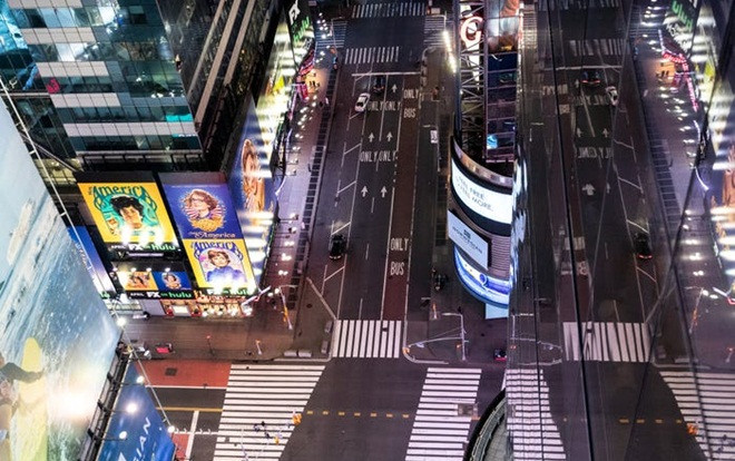 Gần 17.000 người nhiễm COVID-19, New York 'vắng tanh vắng ngắt' Ảnh 2