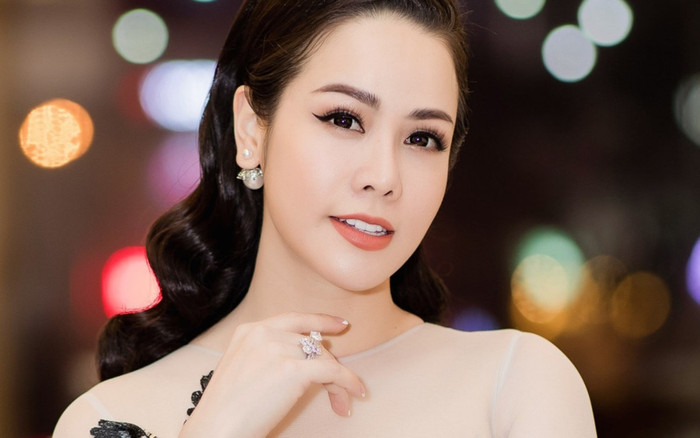 Bị chỉ trích vô trách nhiệm với con lúc nhỏ, Nhật Kim Anh thẳng thừng đuổi anti-fan: 'Lượn đi' Ảnh 2