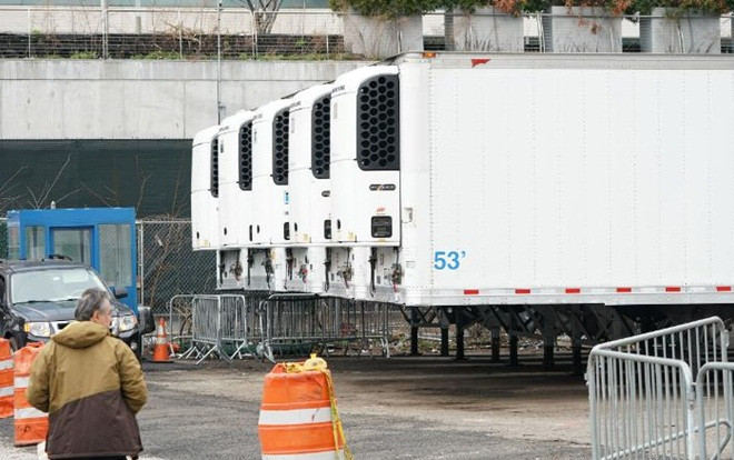 Lo số người chết vì COVID-19 tăng cao, New York dựng nhà xác tạm thời lần đầu kể từ vụ khủng bố 11/9 Ảnh 2