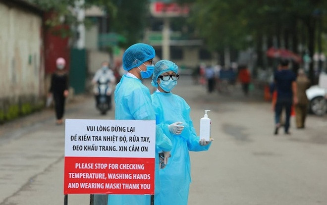 'Ổ dịch' tại Bệnh viện Bạch Mai trước nguy cơ lây nhiễm COVID-19 ra cộng đồng Ảnh 2