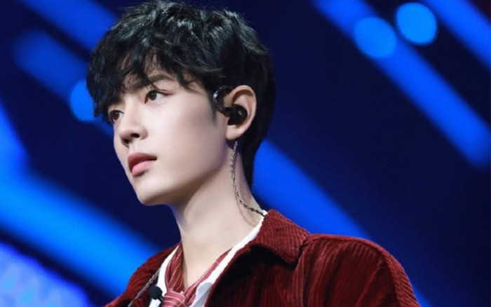 Chủ công ty quản lý Long Đan Ni từng chèn ép, chê bai Tiêu Chiến như thế nào? Ảnh 2