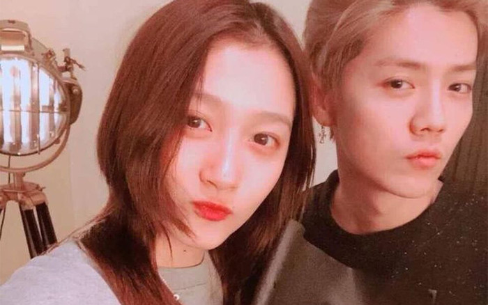 Liệu Lộc Hàm có ghen khi thấy Quan Hiểu Đồng hôn bạn diễn thắm thiết như thế này? Ảnh 2