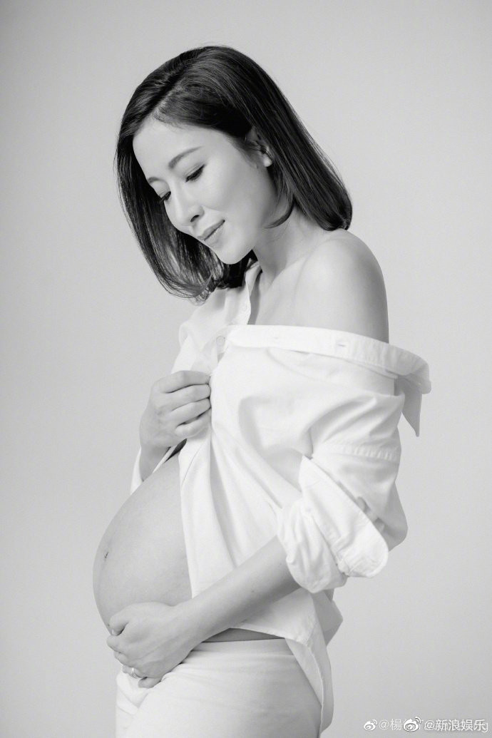 Dương Di đăng ảnh bụng bầu 7 tháng đồng thời tiết lộ giới tính của con ở tuổi 41, La Trọng Khiêm bày tỏ suy nghĩ của mình