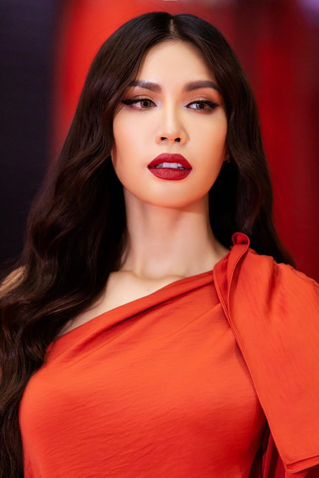 Minh Tú tự nhận là Miss Supermarket: 'Sửa thẩm mỹ phải cân nhắc, đừng làm ngực như trả thù đời'