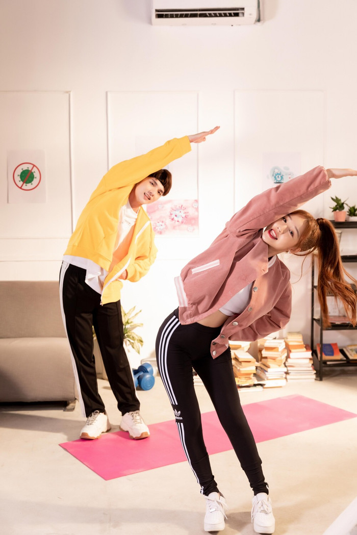 ‘Sao anh chưa về nhà’ của Amee (phiên bản #HappyAtHome) chính thức trở thành ca khúc chủ đề của Bộ Y Tế cho chiến dịch ngăn chặn Covid-19
