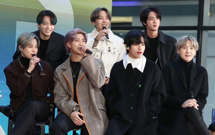Big Hit tăng thêm hành động pháp lý bảo vệ 'gà cưng' BTS khỏi bình luận ác ý từ antifan Ảnh 2