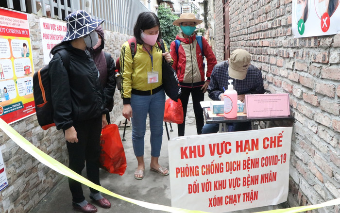 Trải lòng của hàng trăm người chạy thận ở ổ dịch COVID-19 lớn nhất cả nước Ảnh 2