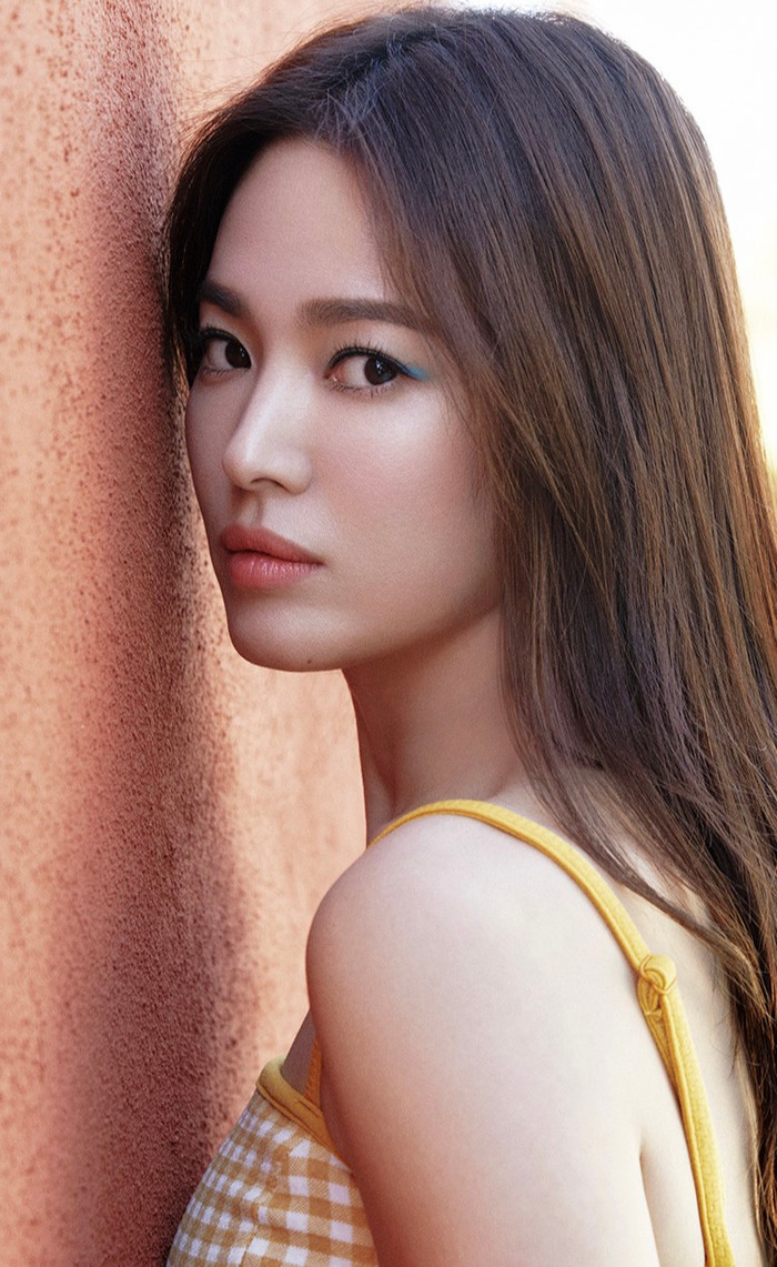 Đẹp xuất sắc hậu ly hôn, Song Hye Kyo khoe vóc dáng nuột nà gợi cảm ở tuổi 38