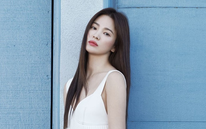 Song Hye Kyo nói về cuộc sống của mình sau 1 năm ly hôn Song Joong Ki, Knet phản ứng gay gắt Ảnh 2