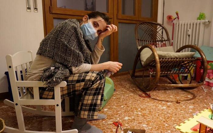 Nữ bác sĩ sống trong giằng xé giữa lo lắng dịch bệnh và trách nhiệm lương y: 'Chẳng phải người hùng, chúng tôi cũng biết sợ hãi' Ảnh 2