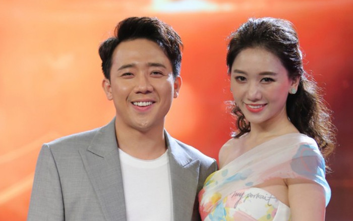 Vợ chồng Trấn Thành Hari Won đọ giọng, ở nhà hát karaoke Ảnh 2