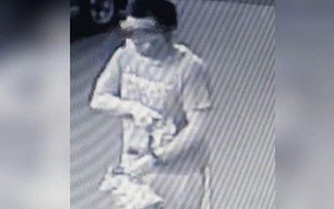 Đang bị cách ly, người đàn ông vẫn lẻn ra ngoài mua đồ ăn suốt 8 ngày Ảnh 2