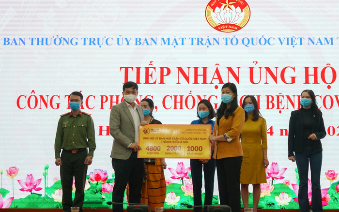 CLB Hà Nội góp 1 ngày lương để ủng hộ phòng chống Covid-19 Ảnh 2