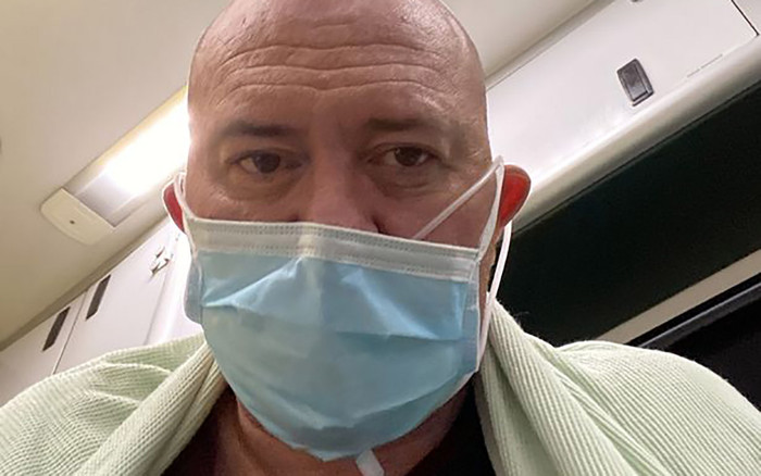 Ám ảnh giây phút cuối của bệnh nhân nhiễm COVID-19 qua lời kể của người sống: 'Ông gào khóc, gọi tên từng người trong gia đình' Ảnh 2