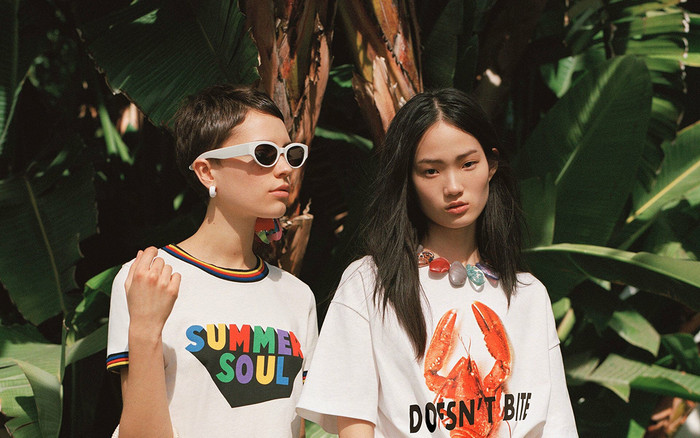 39 mẹo hack màu siêu dễ biến áo phông cũ thành item mới toanh Ảnh 2