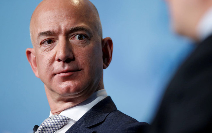 Ông chủ Amazon có thể đã tiếp xúc với ca dương tính COVID-19 Ảnh 2