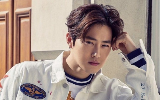 Suho (EXO) ngọt ngào gửi lời mời fans tham gia fanmeeting trực tuyến Ảnh 2