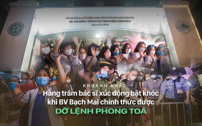 Khoảnh khắc hàng trăm bác sĩ bật khóc khi BV Bạch Mai chính thức được dỡ lệnh phong tỏa: 'Chúng tôi rất xúc động vì đã chiến thắng' Ảnh 2