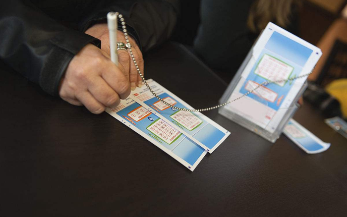 Đang túng quẫn vì mất việc, người đàn ông bỗng đổi đời nhờ trúng giải độc đắc Ảnh 2