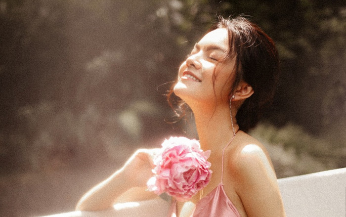 Phạm Quỳnh Anh nói gì khi bản live 'Tình yêu cao thượng' bỗng dưng hot trở lại? Ảnh 2