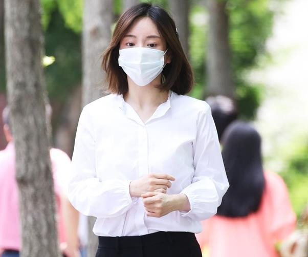 Knet mong Park Yoochun (JYJ) kết hôn với Hwang Hana: 'Nồi nào úp vung nấy'