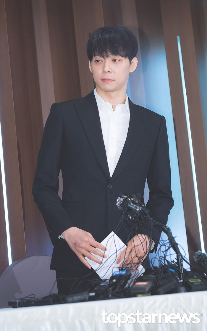 Knet mong Park Yoochun (JYJ) kết hôn với Hwang Hana: 'Nồi nào úp vung nấy'