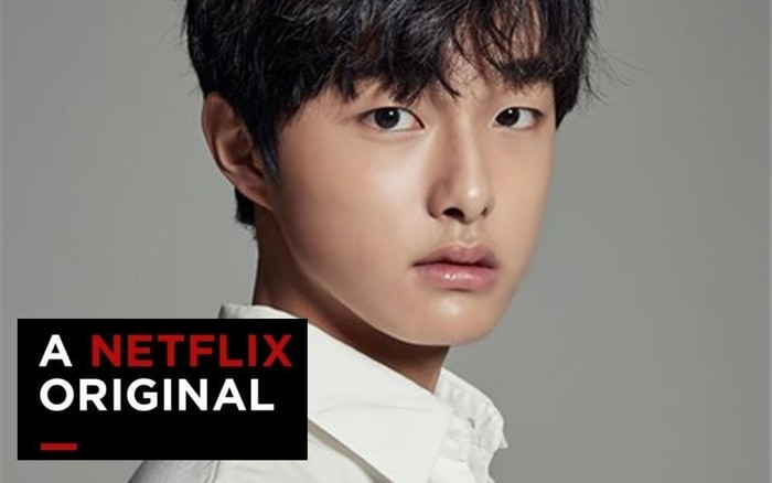 Yoon Chan Young trở thành nam chính trong series học đường đề tài zombie mới trên Netflix Ảnh 2