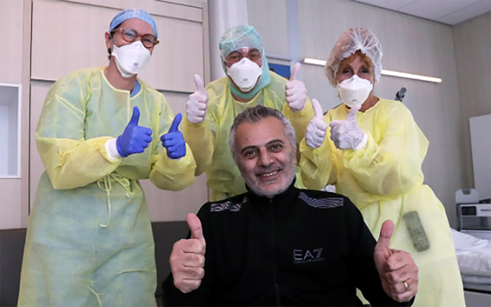 Chia sẻ của bác sĩ Bỉ sau chiến thắng COVID-19: 'Tôi cứ nghĩ sẽ không bao giờ thức dậy được nữa' Ảnh 2