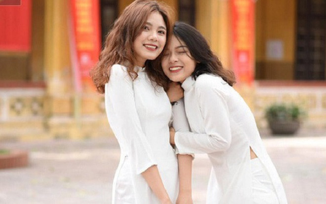 Học sinh TP.HCM được phát khẩu trang vải kháng khuẩn khi đi học trở lại Ảnh 2