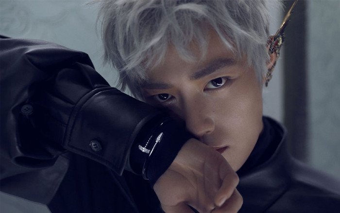 Khi khó khăn mấy ai giúp đỡ: Tiêu Chiến phát hành bài hát mới, giới giải trí chỉ có 1 người ủng hộ Ảnh 2