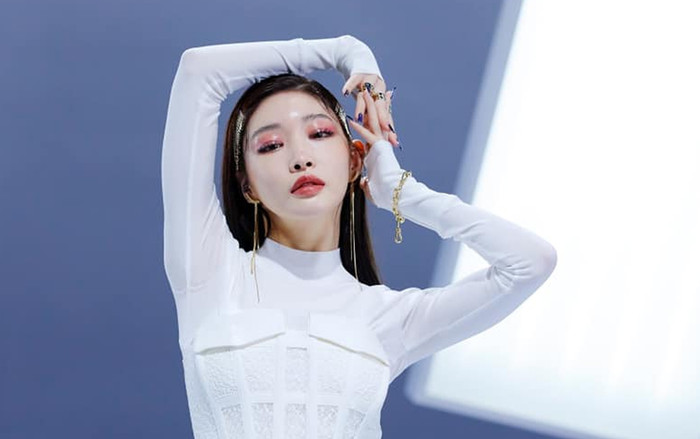 Chungha sử dụng phong cách nhảy do cộng đồng LGBT sáng tạo trong MV 'Stay Tonight'! Ảnh 2