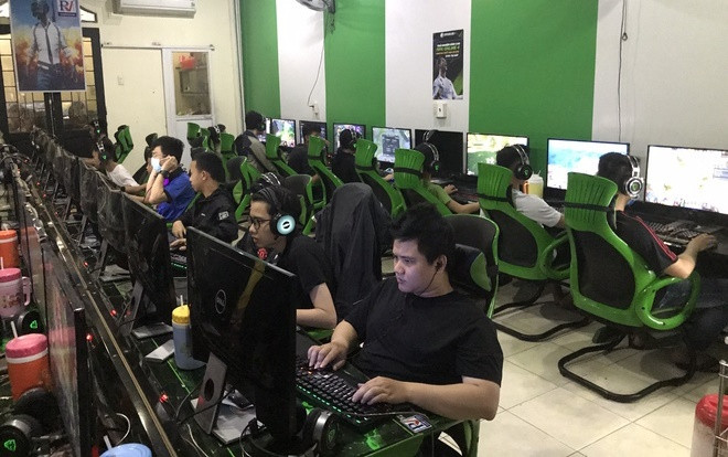Quán net mở cửa phục vụ 51 'game thủ' bất chấp lệnh cấm bị phạt 7,5 triệu đồng Ảnh 2