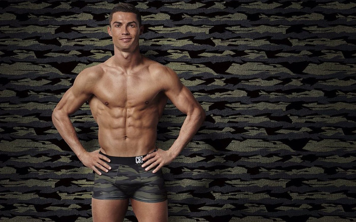 Ronaldo chơi đẹp: Chỉ nhận thu nhập từ đồ lót 'CR7', dừng nhận tiền các đối tác đến năm 2021 Ảnh 2