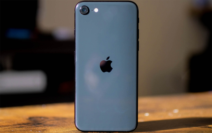 iPhone SE (2020) xách tay giảm giá tiền triệu tại VN sau vài ngày về nước Ảnh 2