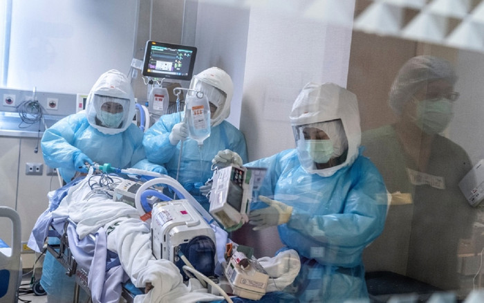 Gần 63.000 người chết, Tổng thống Trump tuyên bố Mỹ không bao giờ 'chiến thắng toàn diện' trước nCov Ảnh 2