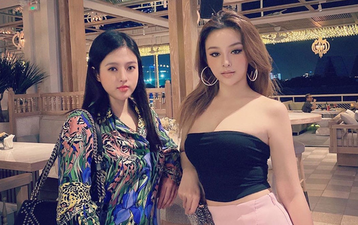 Huyền Baby đọ sắc bên em gái út, dân tình 'cân đo' mãi cũng chẳng chốt được ai đẹp hơn ai! Ảnh 2