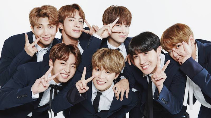 BTS ra mắt hồi ký  VnExpress Giải trí