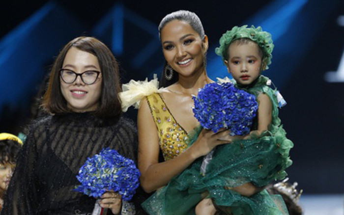 Xót xa mẫu nhí 5 tuổi từng trình diễn cùng H'Hen Niê qua đời vì ung thư Ảnh 2