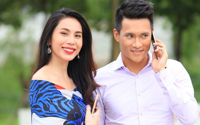 Công Vinh - Thủy Tiên: Đôi vợ chồng vươn lên từ nghèo khó truyền cảm hứng mùa Covid Ảnh 2