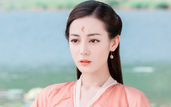 Địch Lệ Nhiệt Ba sẽ tham gia 'Tân Ỷ thiên đồ long ký' bản điện ảnh? Ảnh 2