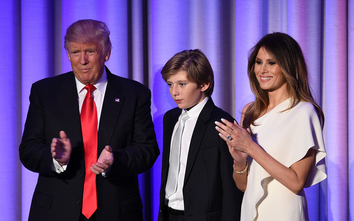 Vì sao bà Melania phải đợi nửa năm mới về Nhà Trắng cùng chồng? Ảnh 2