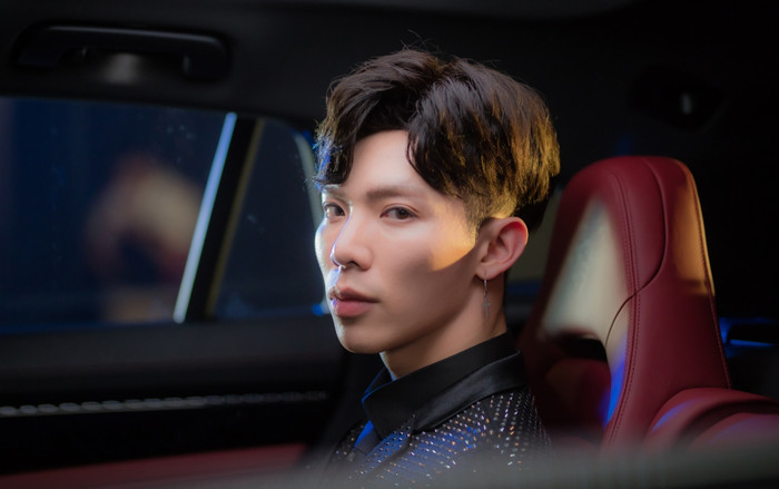 Bị 'cà khịa' dậm chân tại chỗ chỉ hát ballad, ERIK lập tức chứng minh điều ngược lại! Ảnh 2